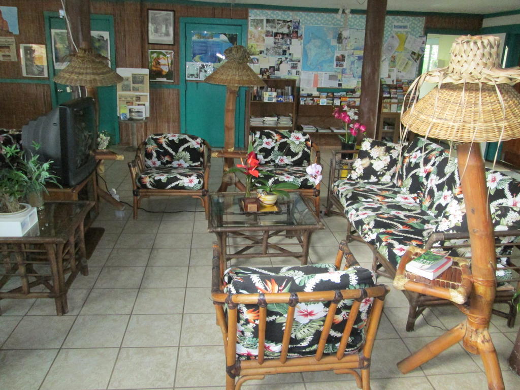 Wild Ginger Inn Hotel & Hostel Hilo Extérieur photo