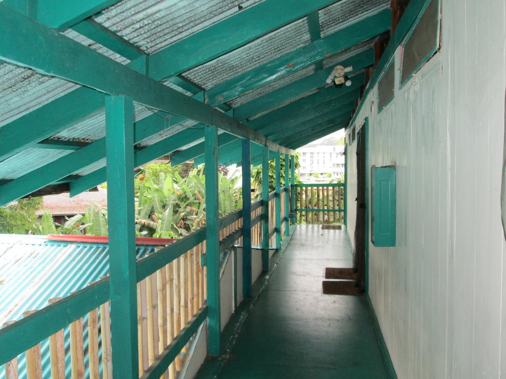 Wild Ginger Inn Hotel & Hostel Hilo Extérieur photo