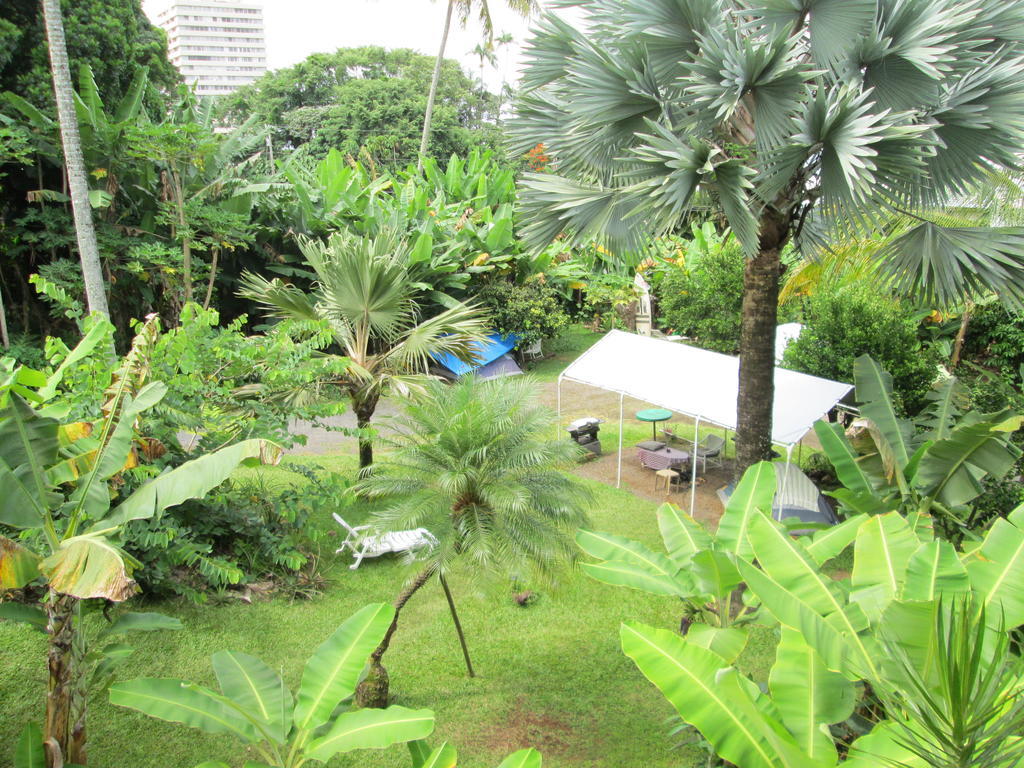 Wild Ginger Inn Hotel & Hostel Hilo Extérieur photo